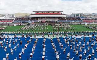 2025年西藏那曲恰青賽馬節(jié)開(kāi)幕 書(shū)寫(xiě)發(fā)展與文化交融新篇