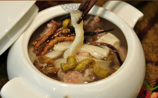 冬蟲夏草怎么熬粥好喝？3 種經(jīng)典做法 + 口感秘訣