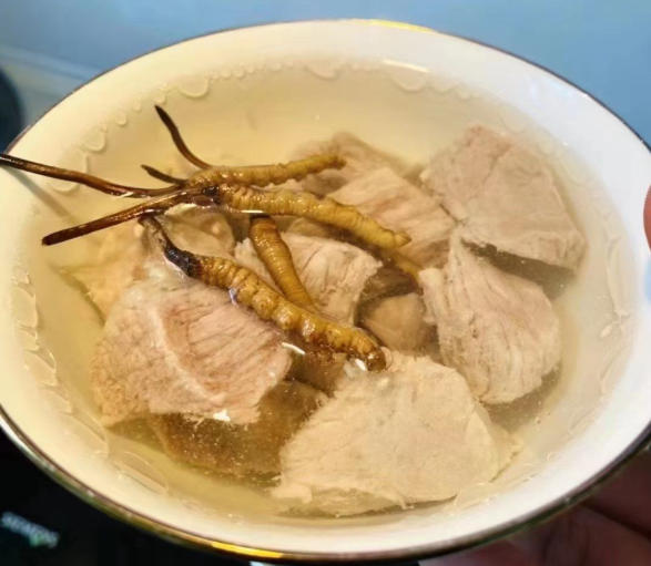 冬蟲夏草西洋參燉品做法：滋補兼顧，溫和不燥